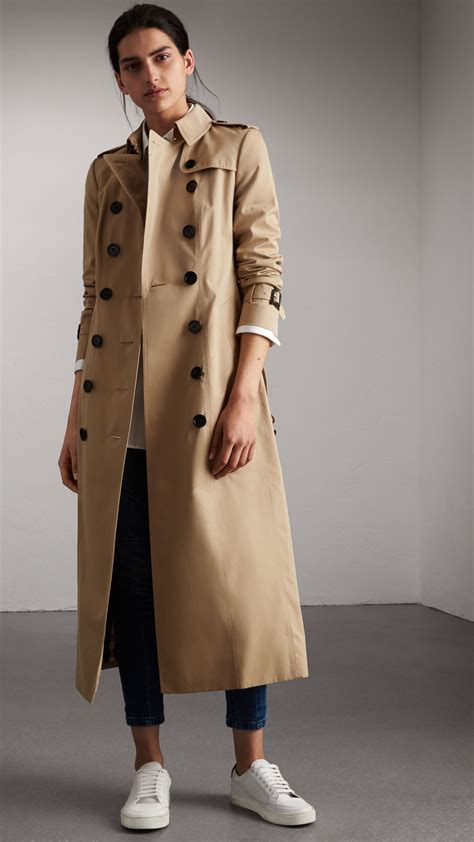 burberry heren trenchcoat|trenchcoat Burberry female.